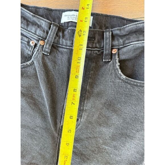 NWT Abercrombie and Fitch Curve Love The Straight Ultra High Rise Size 26 / 2R - Picture 8 of 8